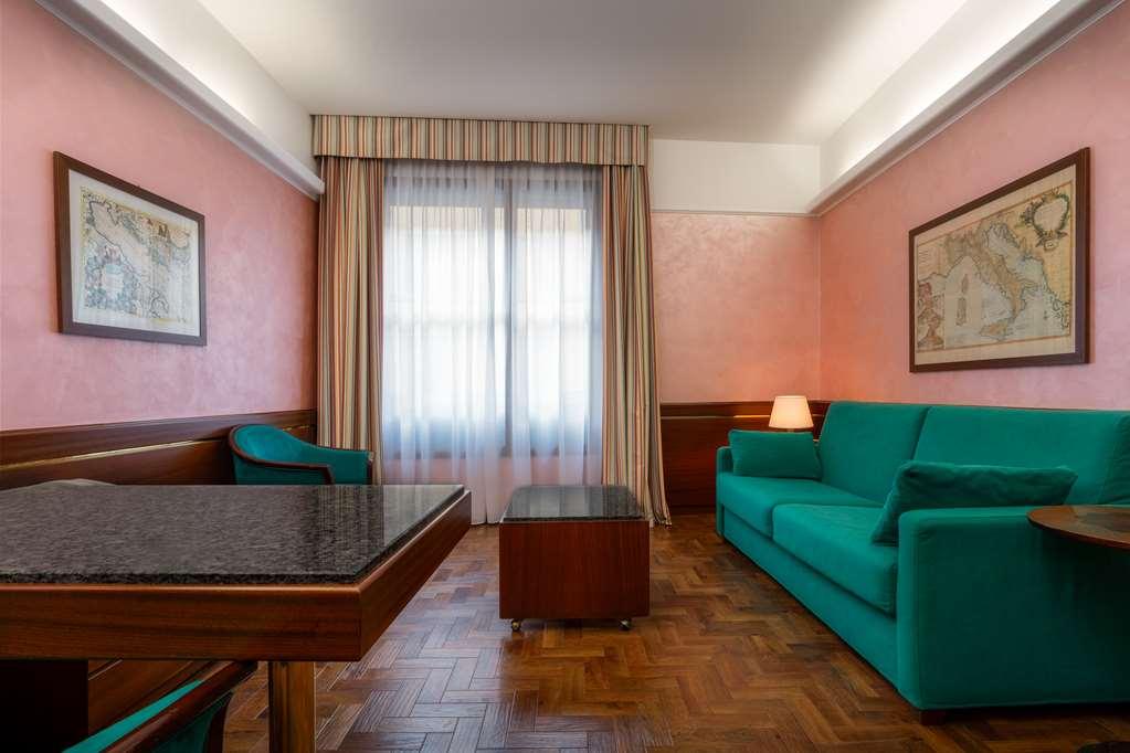 Hotel Crivis Milán Pokoj fotografie